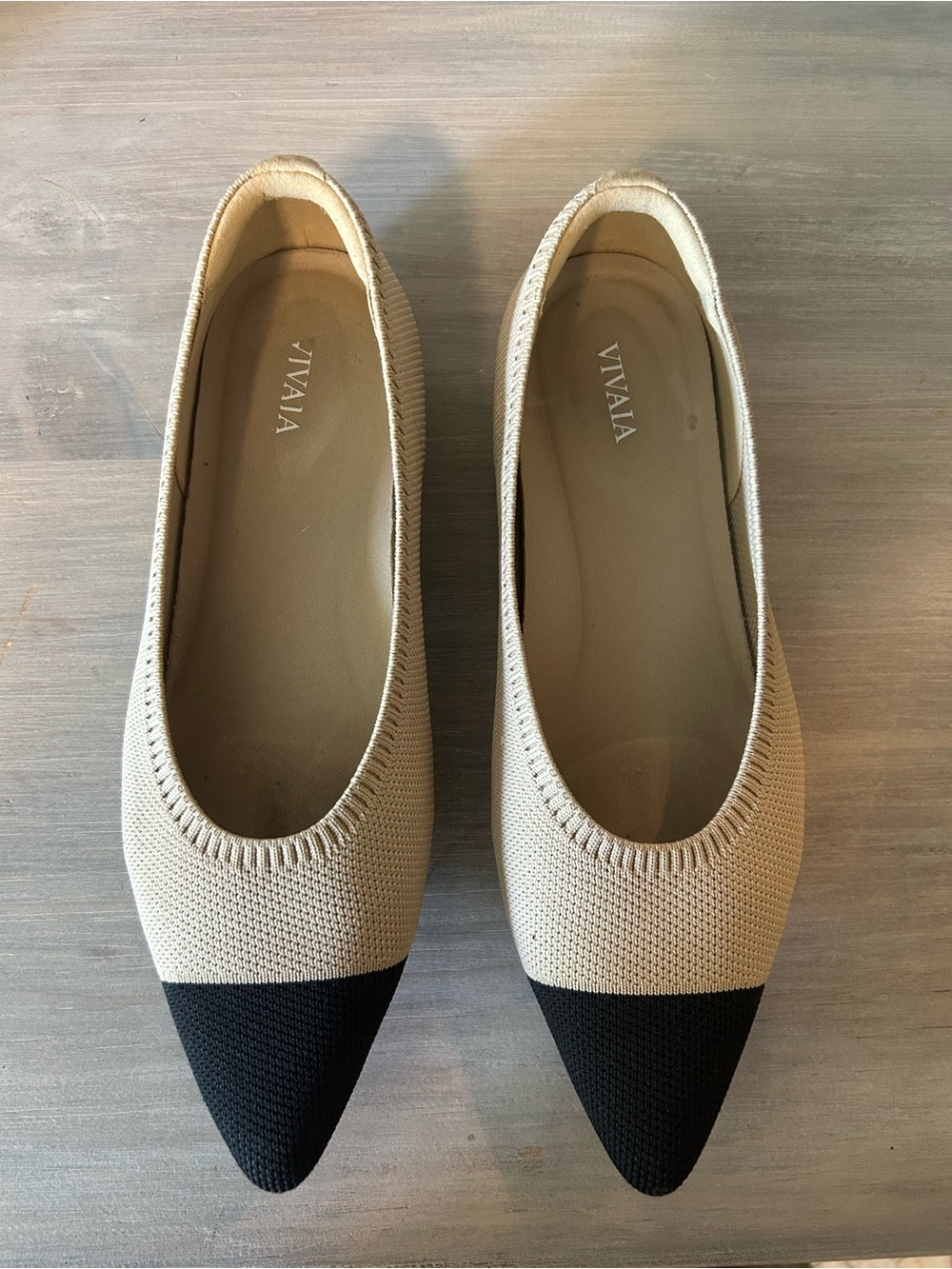 Vivaia Two-Tone Beige and Black Pointed Toe Flats